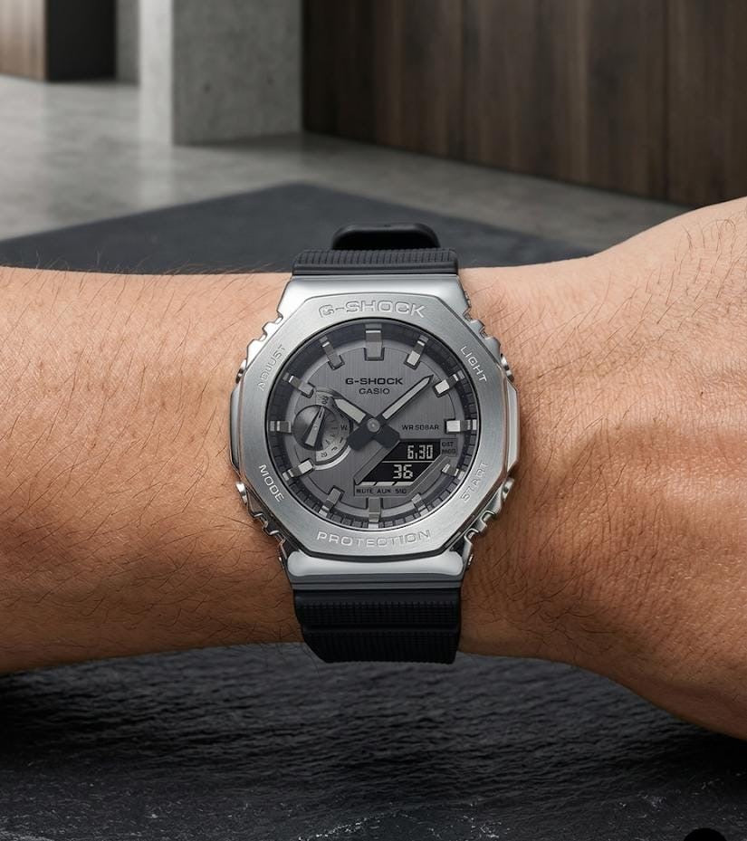 Ca.sio g shock gm2100