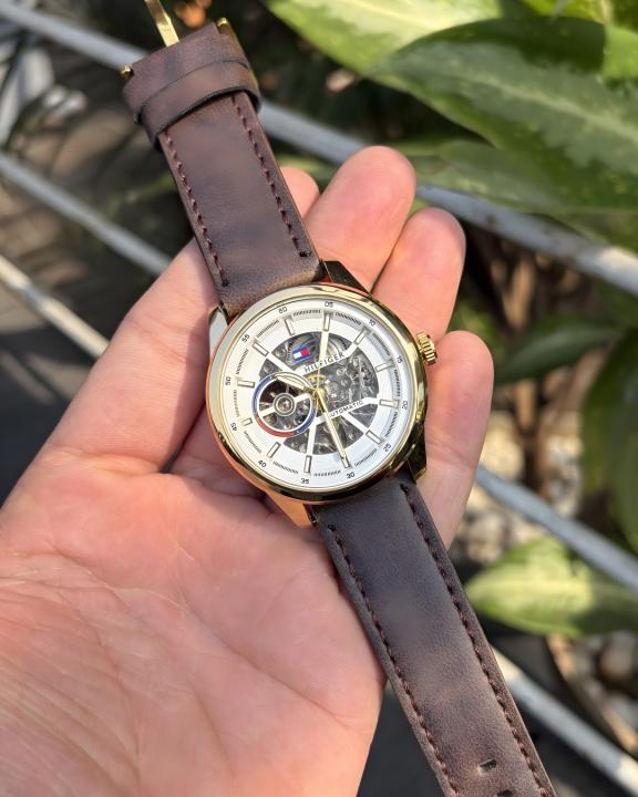 Tommmy Hilfige_r Automatic Leather DarkBrown-Gold-White