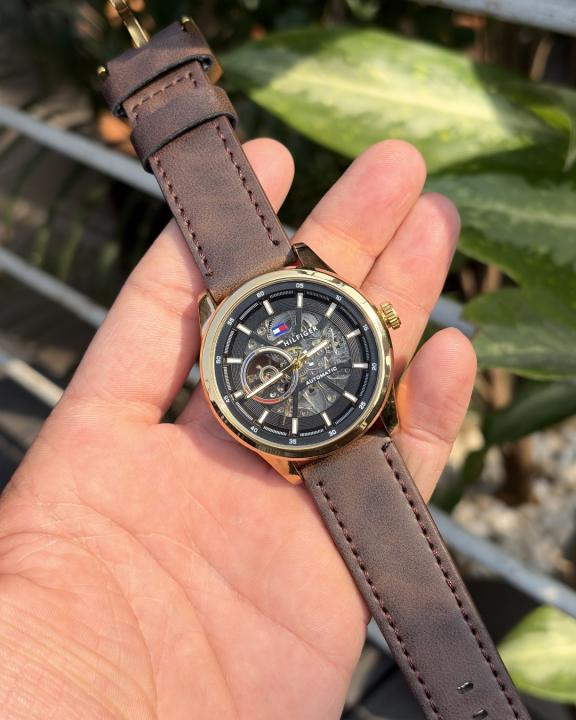 Tom.mmy Hilfige_r Automatic Leather DarkBrown-Gold-Black