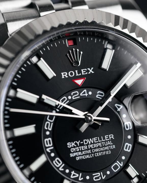 Rolee_x Oyster perpetual Sky Dweller
