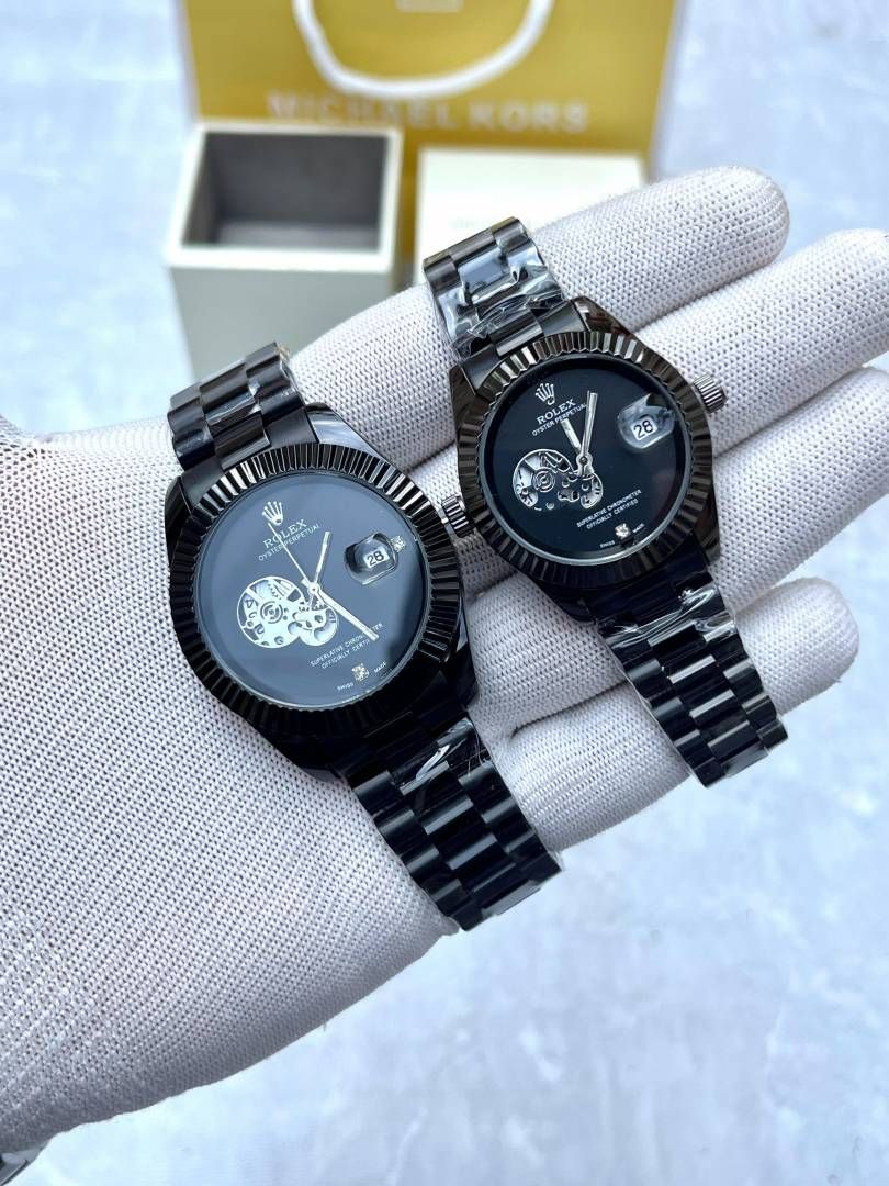 Role_ex Oyster Date Couple