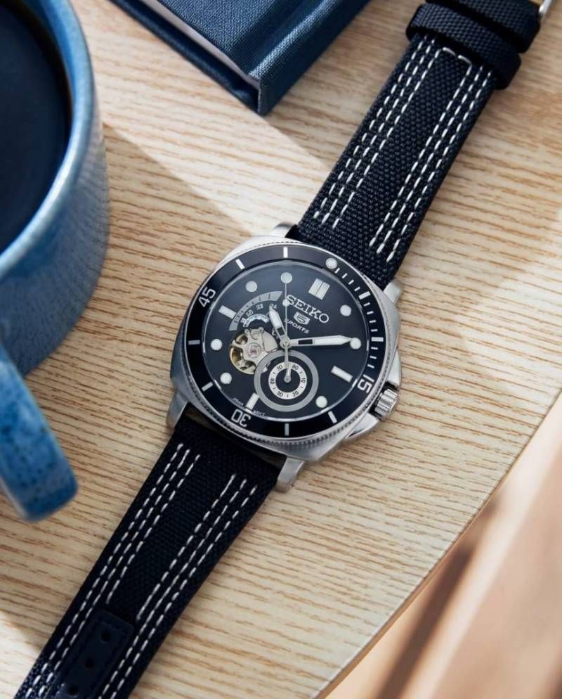Sei.ko 5 Sports Automatic black