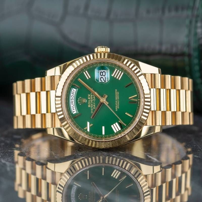 Rolee_x Oyster Perpetual Day Date 40 Battery Gold- Plain Green