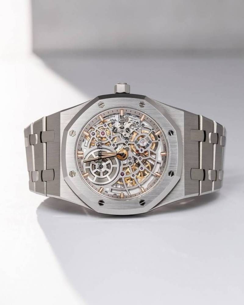 Audemar Piguet Royal Oak Jumbo Extra-Thin Openworked silver white