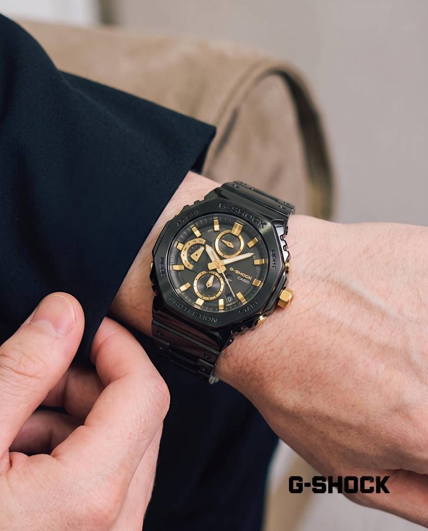 Ca.sio G-Shock GMC-B2100ZE-1AJR Black-Gold