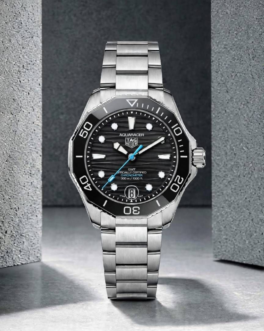 Tag_g Heuee_r aquaracer professional 300m date automatic japan zik zake line silver Black