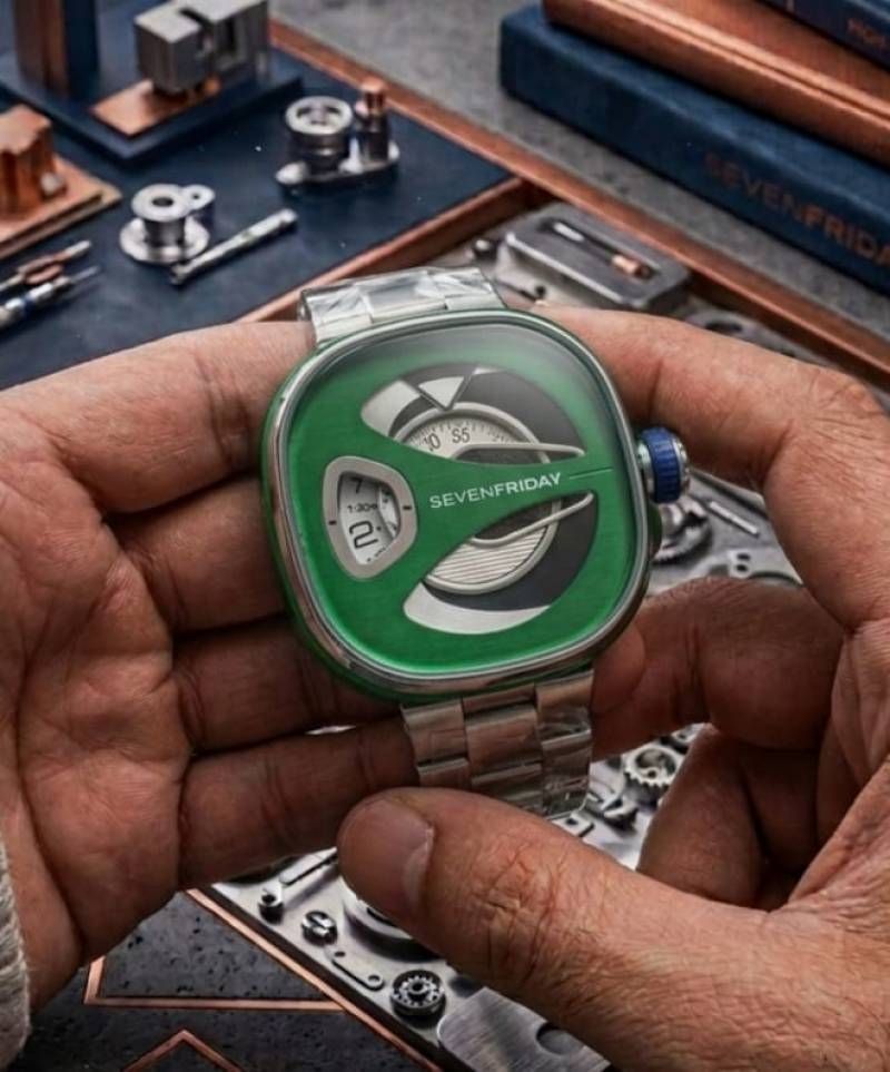 Seven Friday M-series Square Metal Silver Green Dial