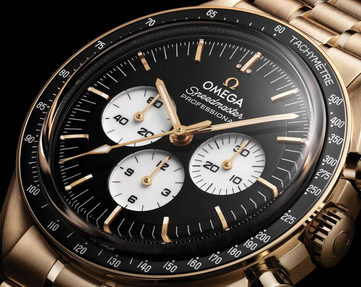 Omegg_a Speedmaster Moonwatch Professional Co-Axial Master Chronometer Chronograph gold black