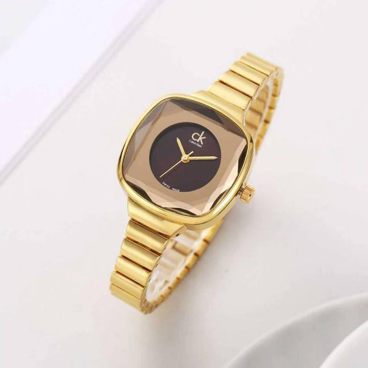 Cal.vin Kline Light Gold Marhoon