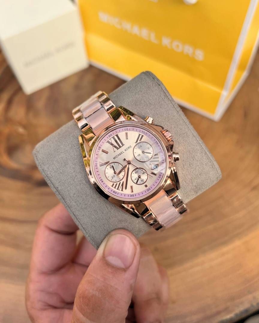 Mic.hael_l Kors Bradshaw