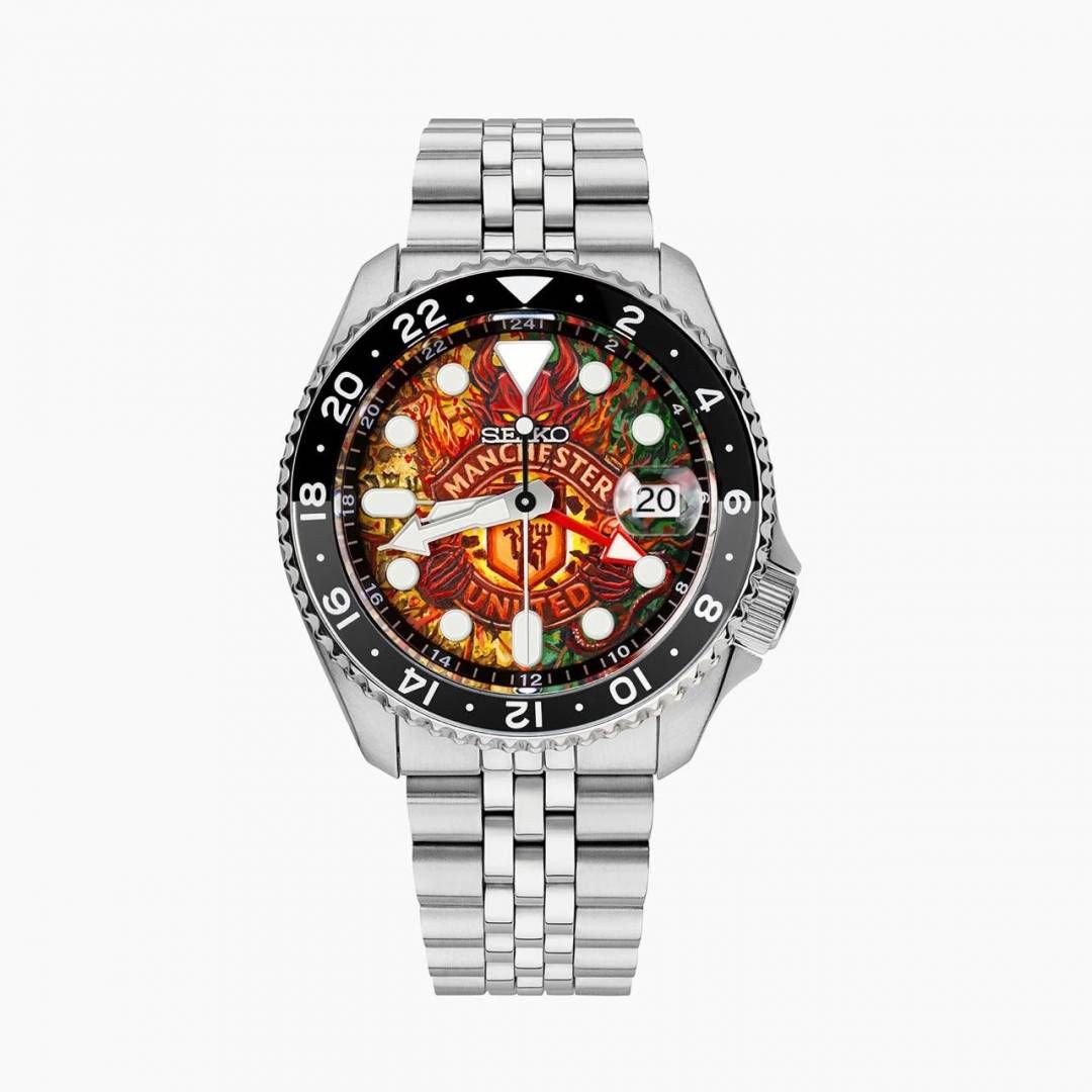 Se.iko 5 Sports GMT The Red Devils Concept Bespoke Timepiece