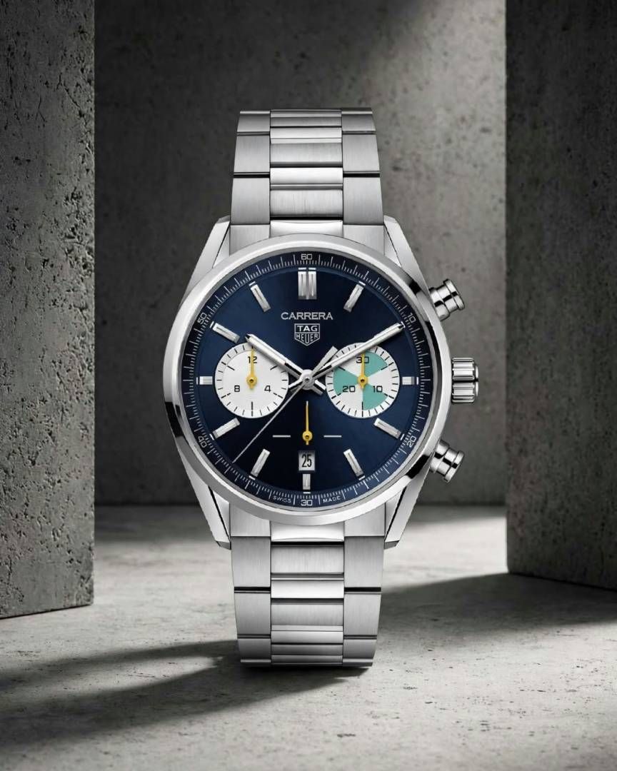 TAG Heuuer Carrera Chronograph silver blue