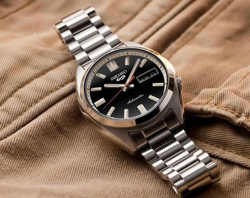 Sei.ko_o 5 Sports SNXS Automatic silver Black
