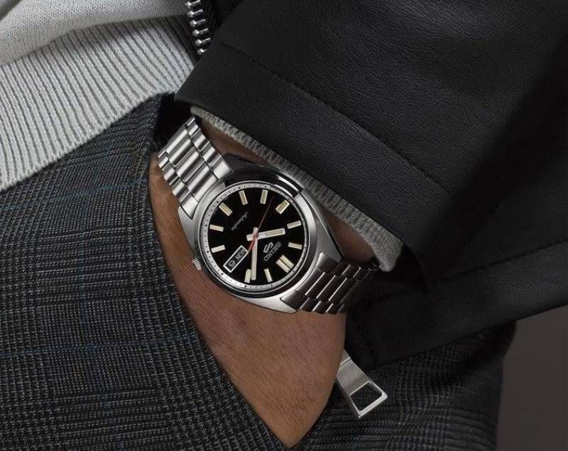 Sei.ko_o 5 Sports SNXS Automatic silver Black