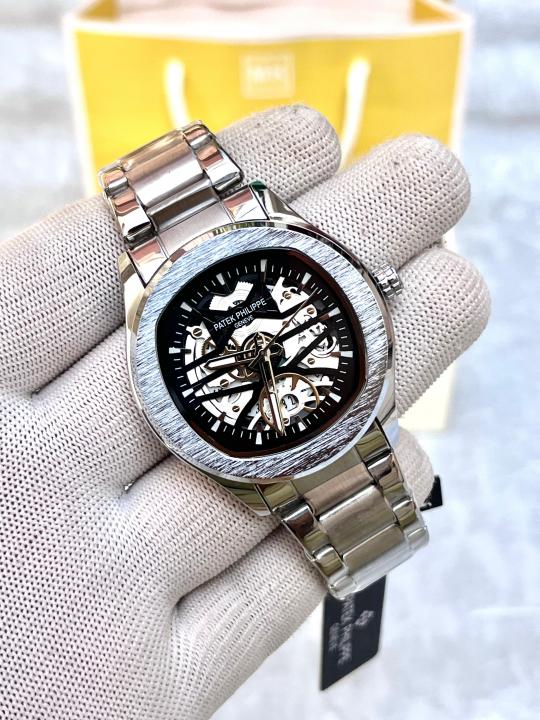 Pa.tek Philipp_e Sekeleton Quartz
