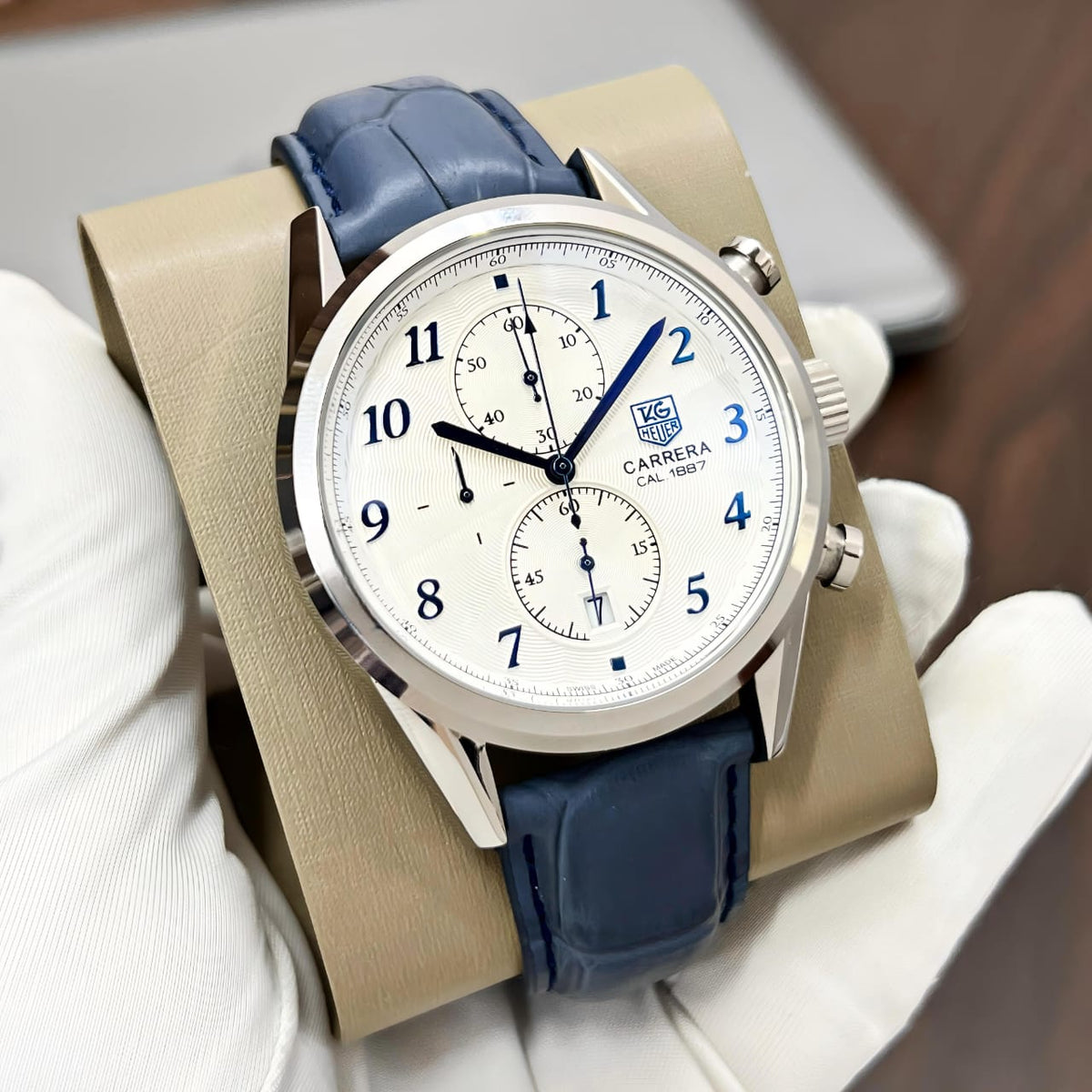 NewTAG Heuer Carrera Heritage Calibre 16 Chronograph.