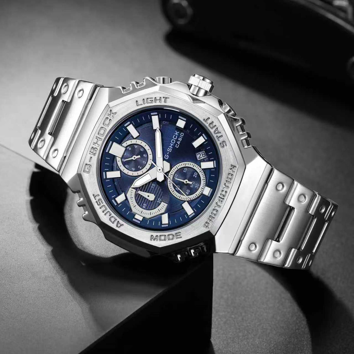 Ca.sio G-Shock GMC-B2100ZE-1AJR Silver