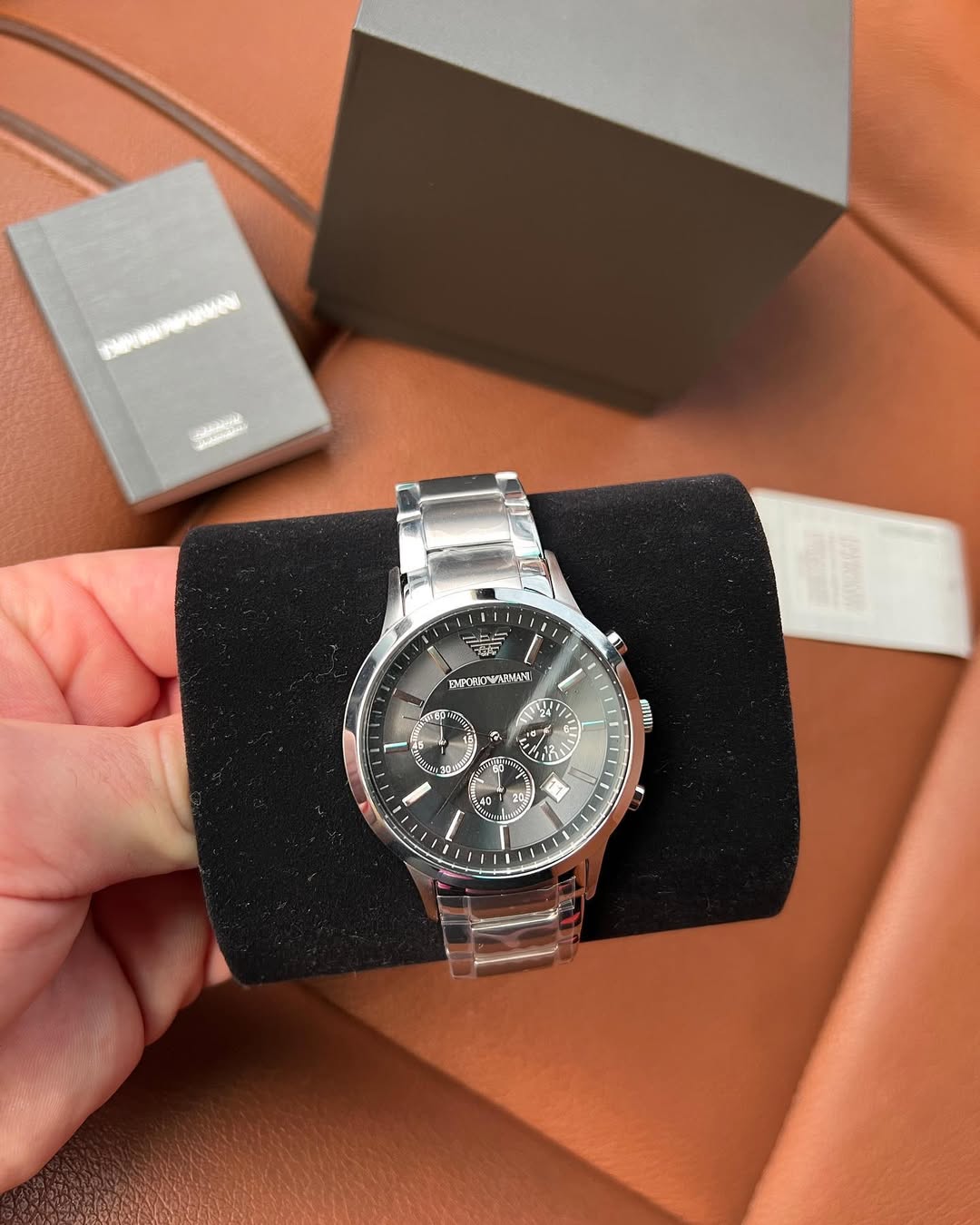 Em.porio Armani Classic Black